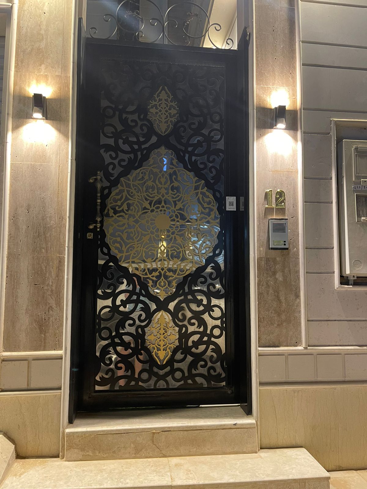 **🏡 Luxury Villa - 288m² - for sale Modern Design 🏡** Al-Munsiyah Distric 